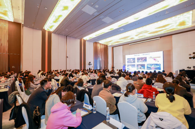 “链创未来·园兴新质”长三角—成都“立园满园”绿色食品和生物医药产业对接发布会在上海举行