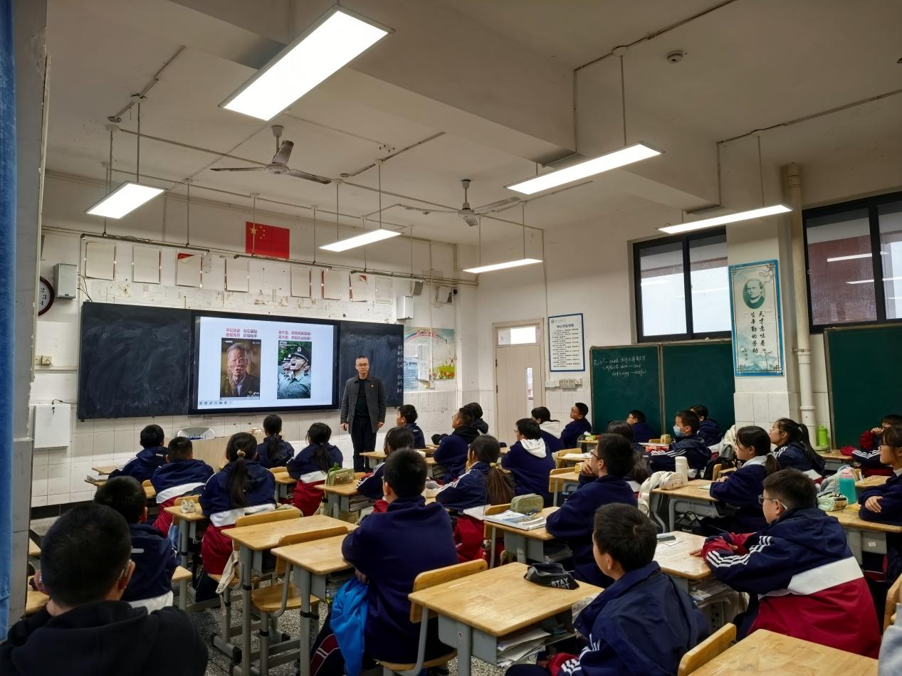 “讲大国海军征程・立向海图强之志”双流军休少年军校开展国防教育进校园活动