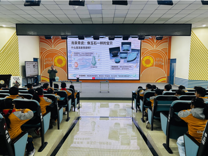 千年窑火映童心 青图“合作”再添非遗新篇