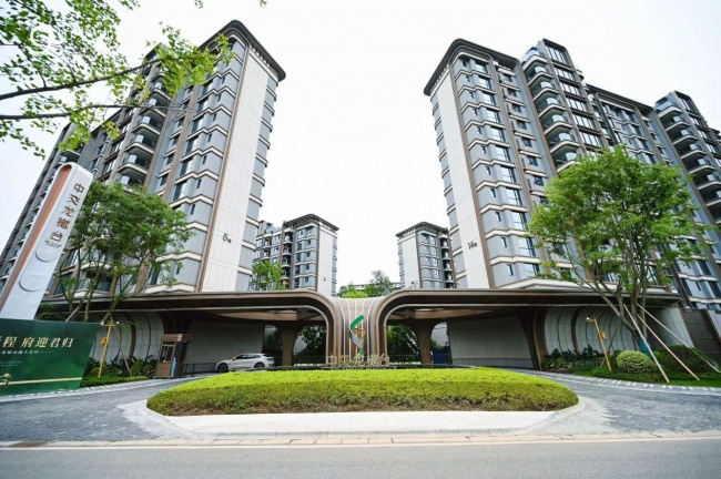 党建铸魂提质效 中交城投成都三盘竞创佳绩